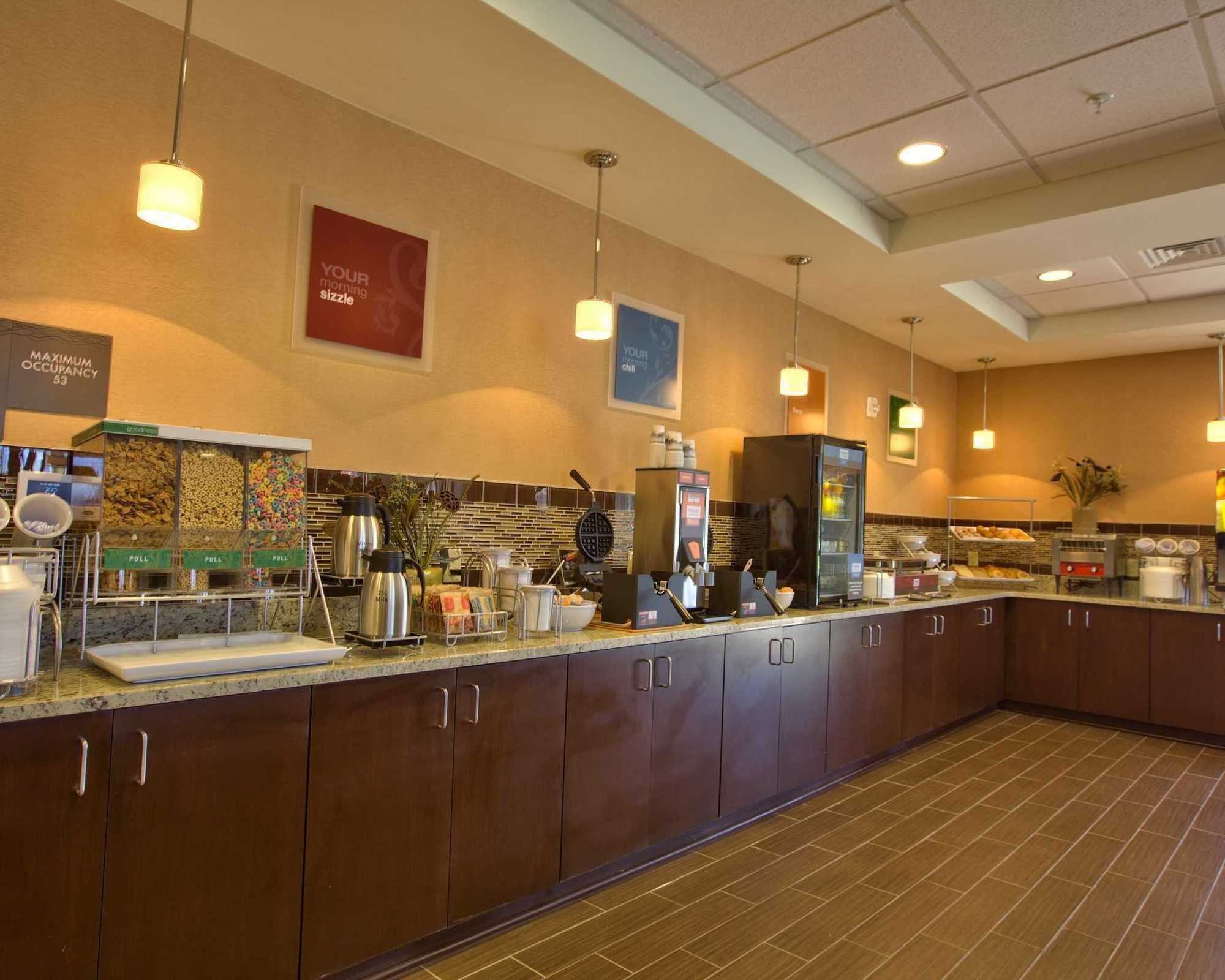 Comfort Inn & Suites Dothan East Kemudahan gambar